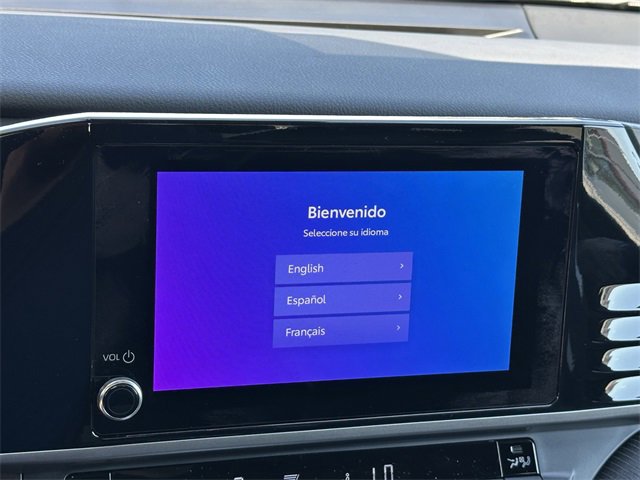 Certified 2025 Toyota Camry SE w/ Convenience Package image 18