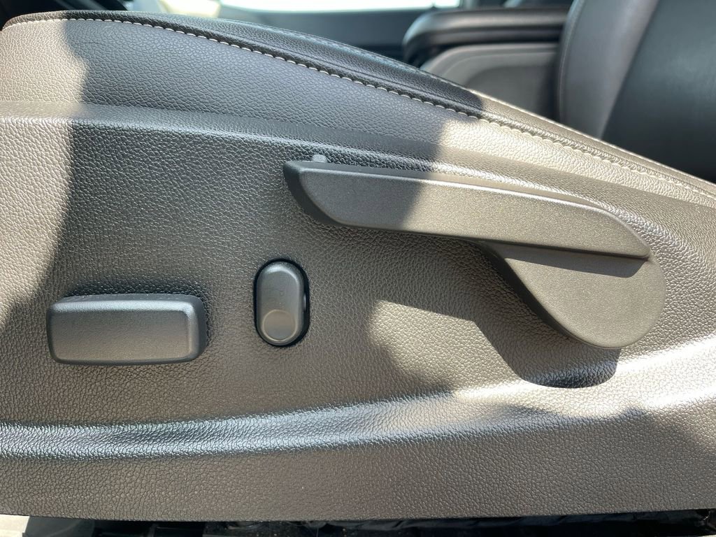 Used 2020 Chevrolet Colorado ZR2 w/ ZR2 Midnight Special Edition image 10