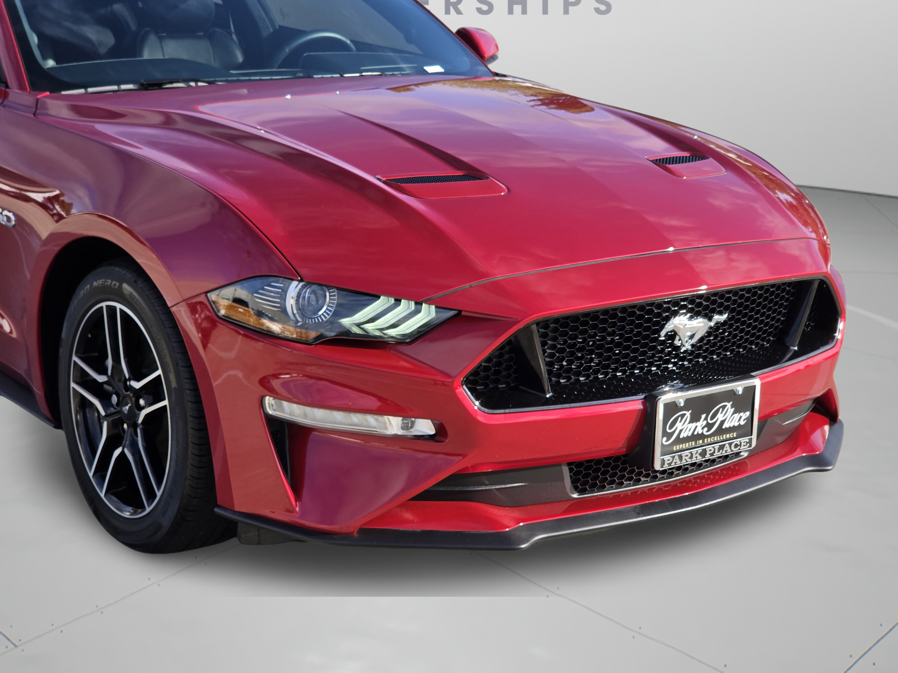 Used 2022 Ford Mustang GT Premium w/ Equipment Group 401A RWD image 31