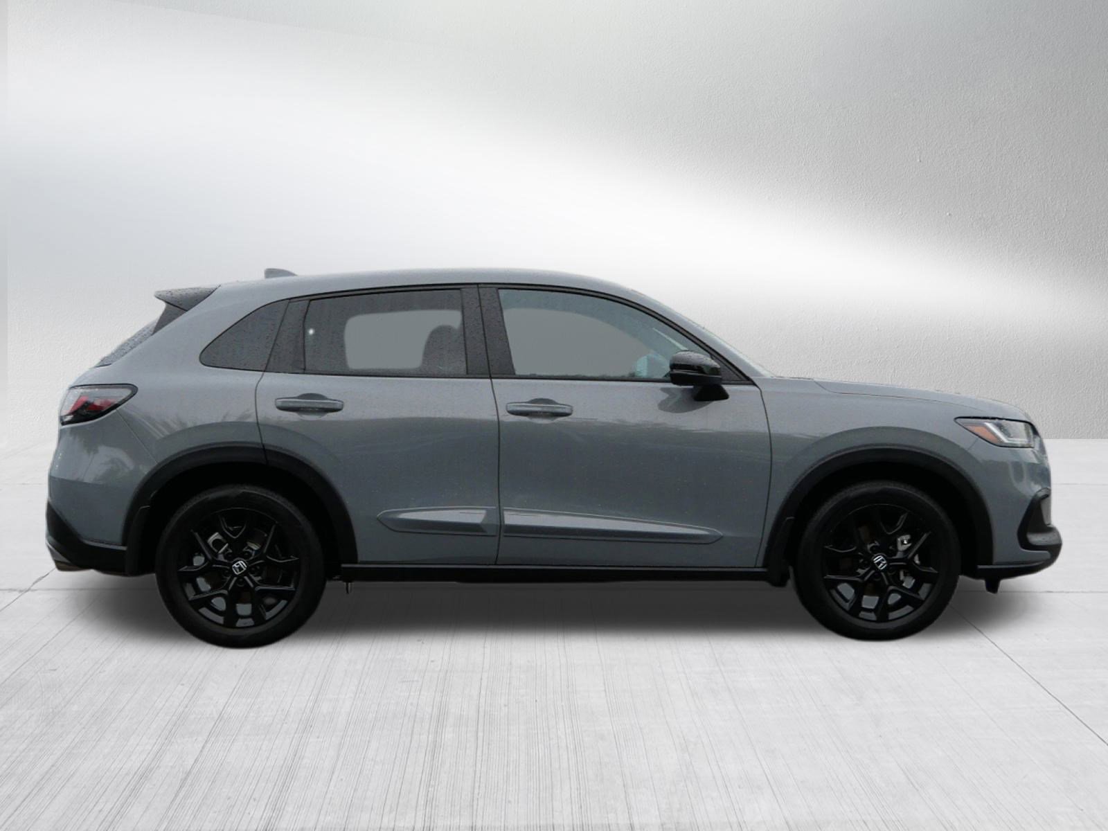 Used 2024 Honda HR-V Sport image 8