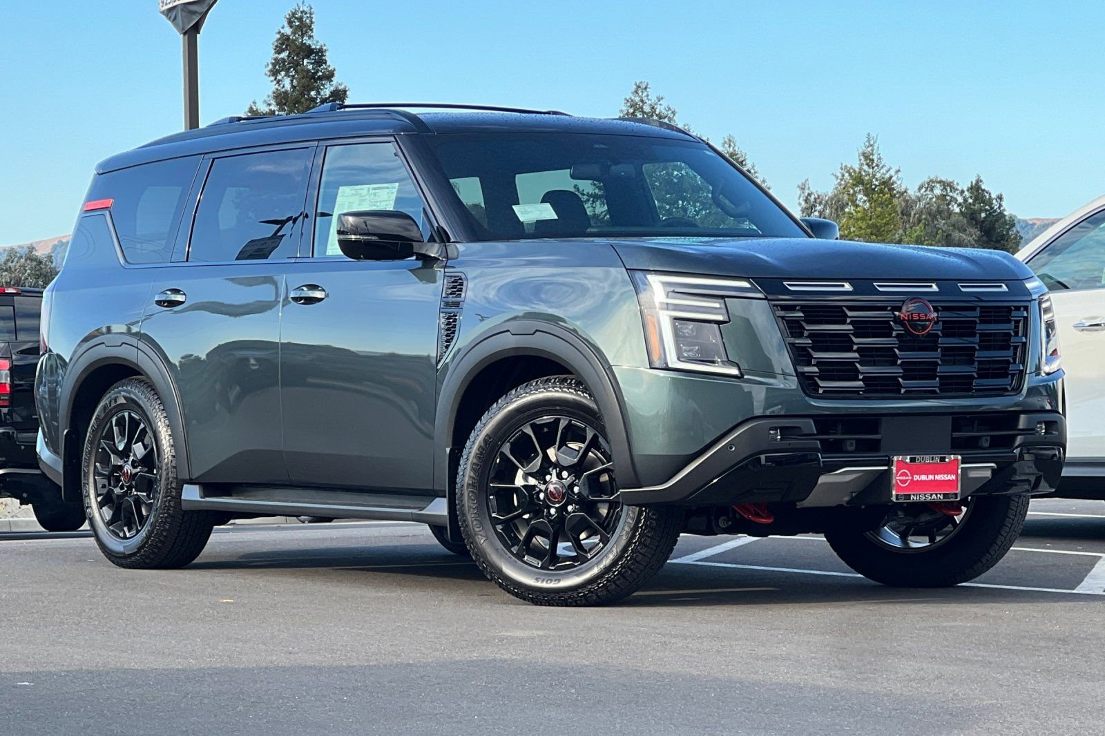 New 2026 Nissan Armada PRO-4X AWD/4WD image 2
