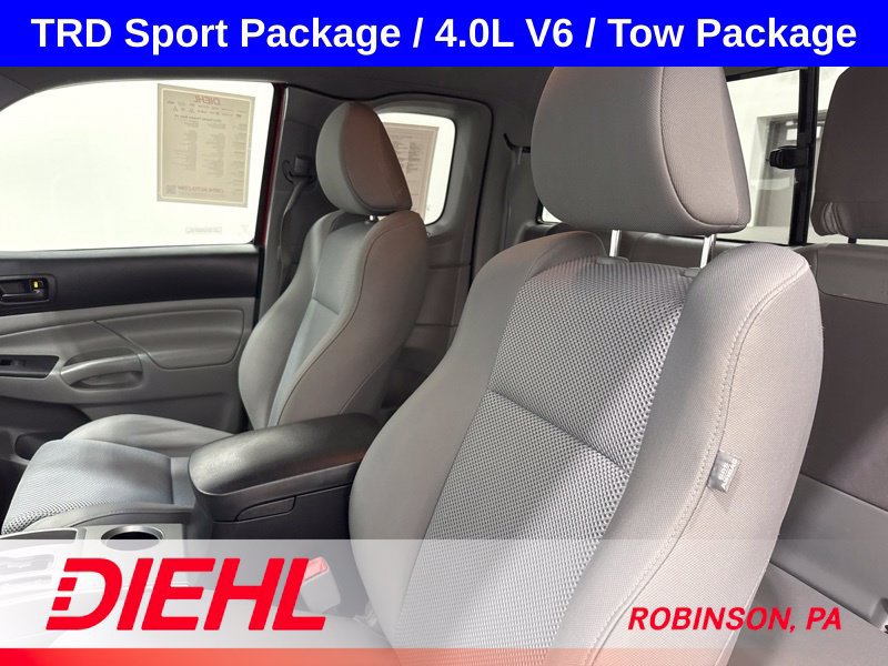 Used 2012 Toyota Tacoma 4x4 Access Cab V6 w/ TRD Sport Pkg image 18