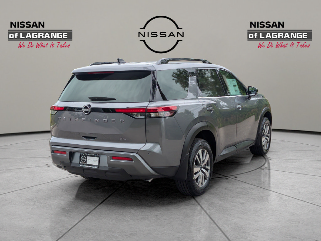 New 2026 Nissan Pathfinder SL w/ Cargo Package FWD image 5