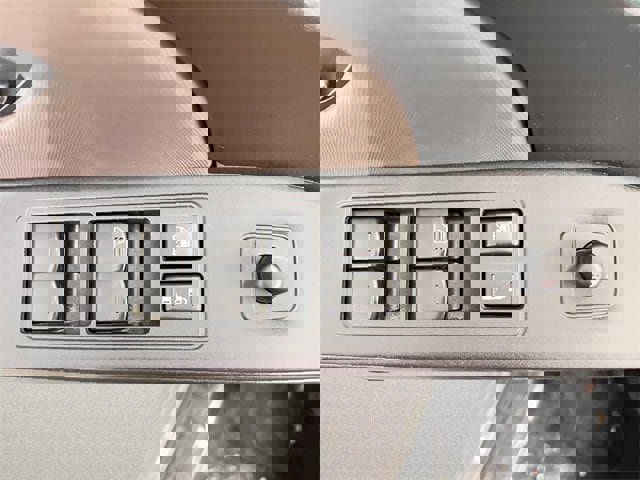 Used 2022 Nissan Frontier SV image 12