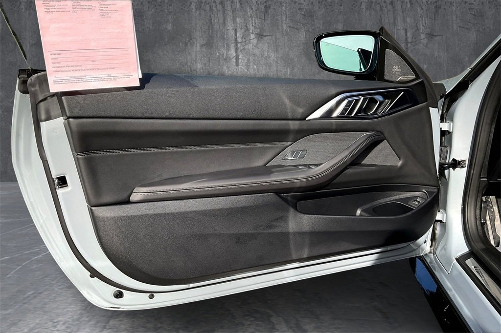 Used 2026 BMW M4 xDrive Competition w/ Executive Package image 17