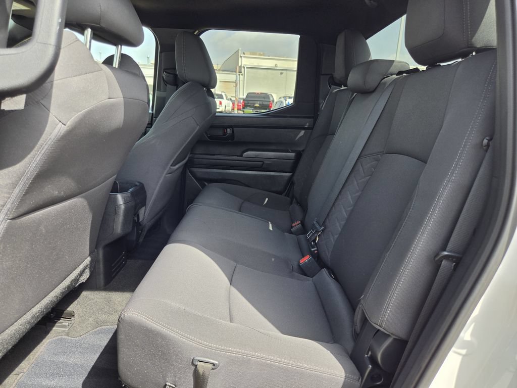 Used 2025 Toyota Tacoma SR5 AWD/4WD image 27