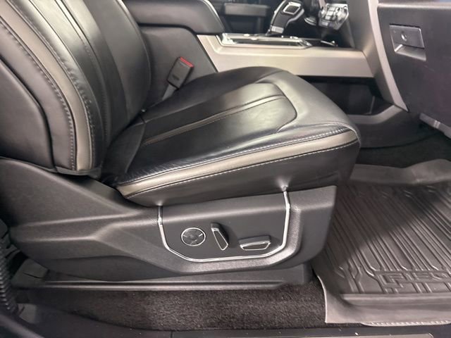 Used 2017 Ford F150 Platinum w/ Equipment Group 701A Luxury image 16
