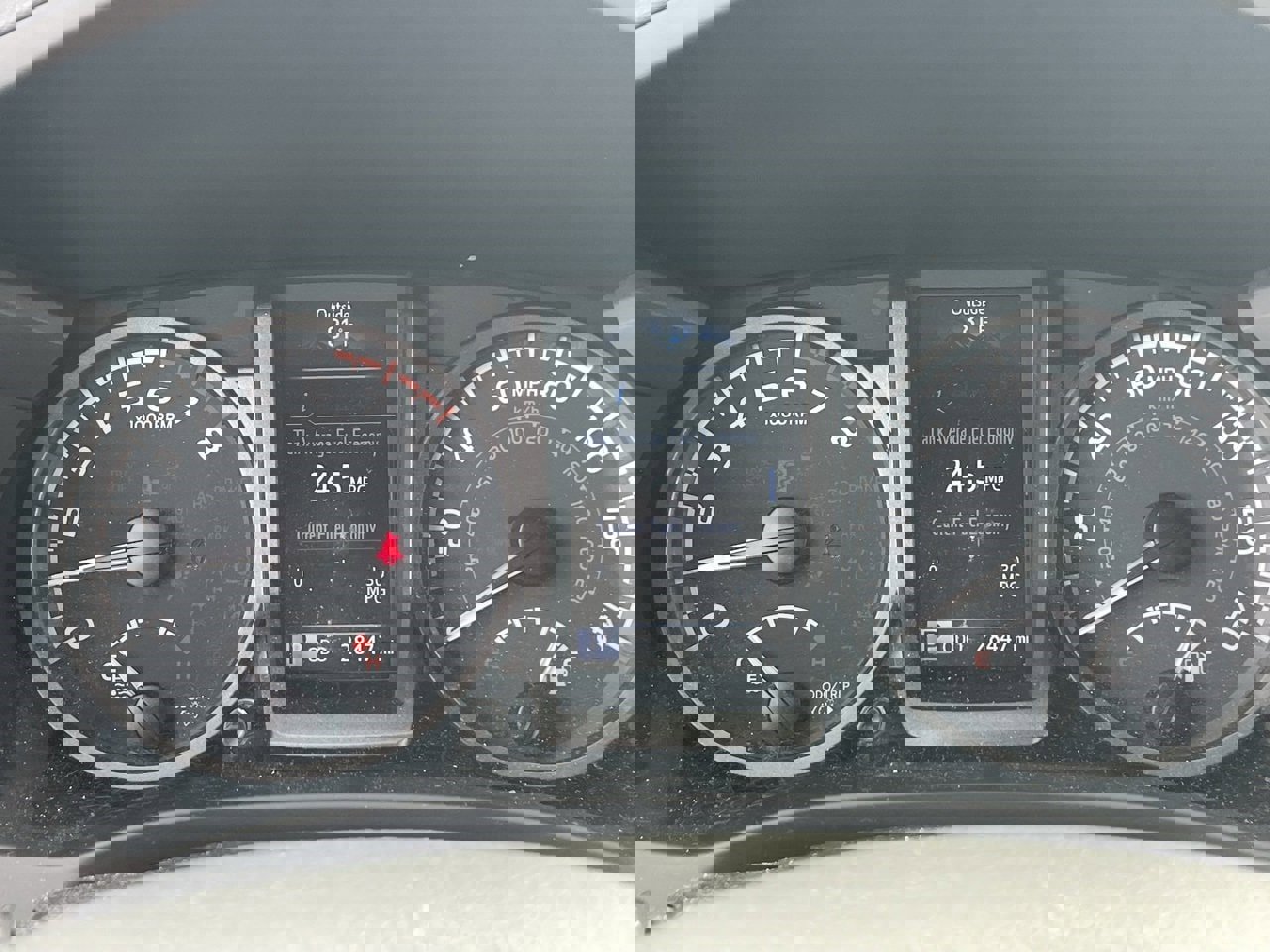 Used 2023 Toyota Tacoma TRD Off-Road image 8