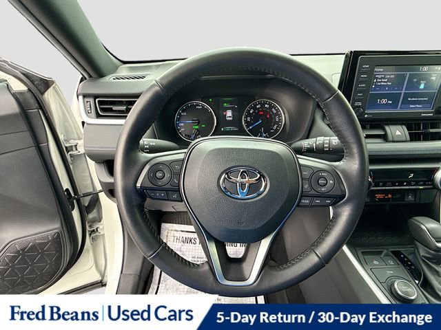 Used 2022 Toyota RAV4 SE w/ Convenience Package image 12