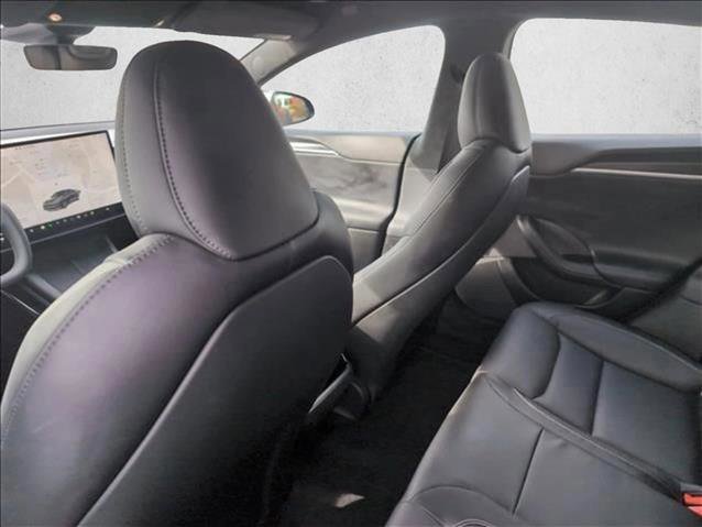 Used 2021 Tesla Model S Plaid image 16