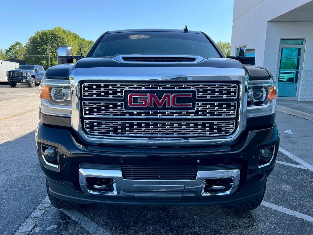Used 2019 GMC Sierra 2500 Denali w/ Duramax Plus Package image 5