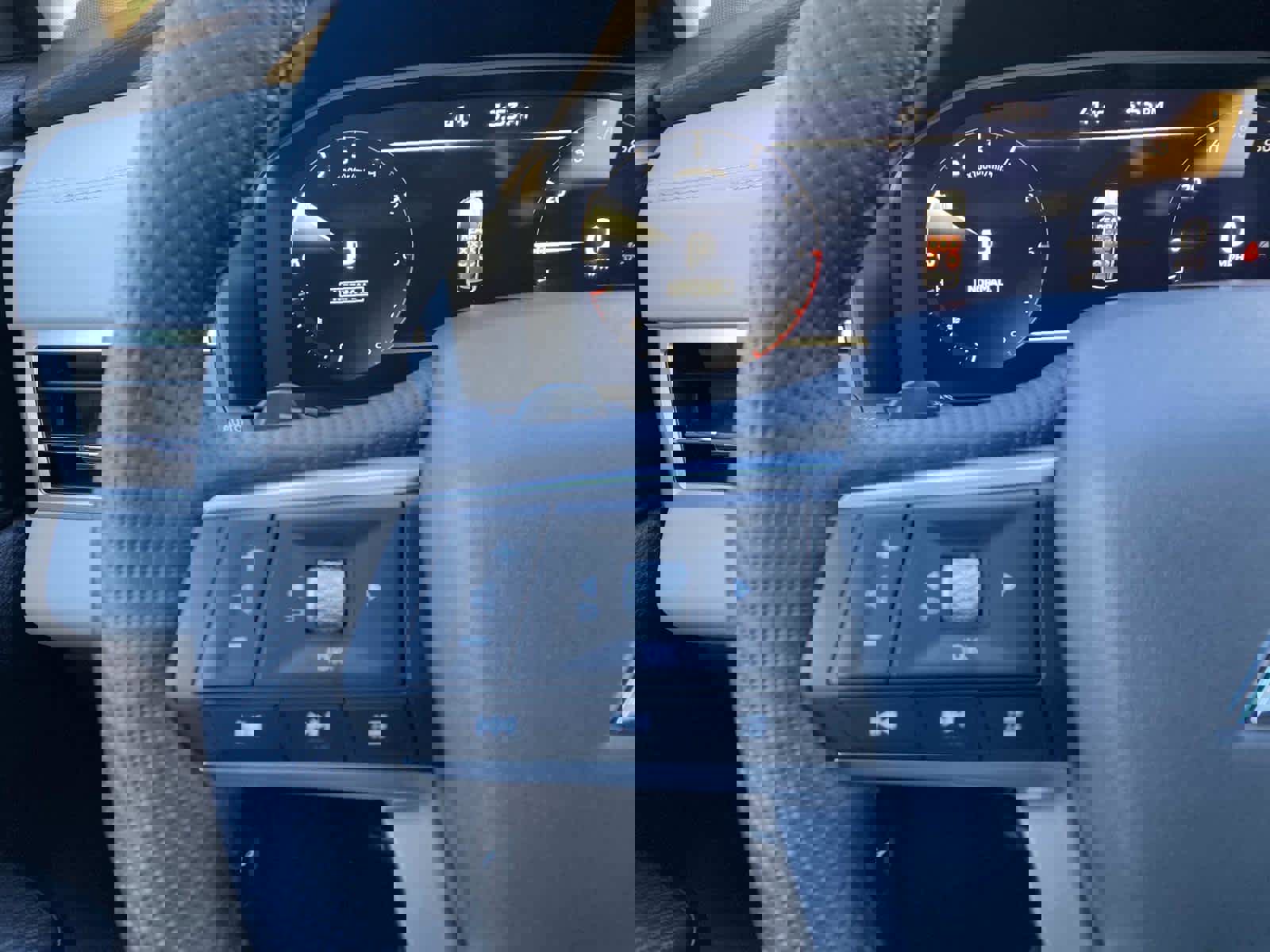 New 2026 Mitsubishi Outlander SE image 16