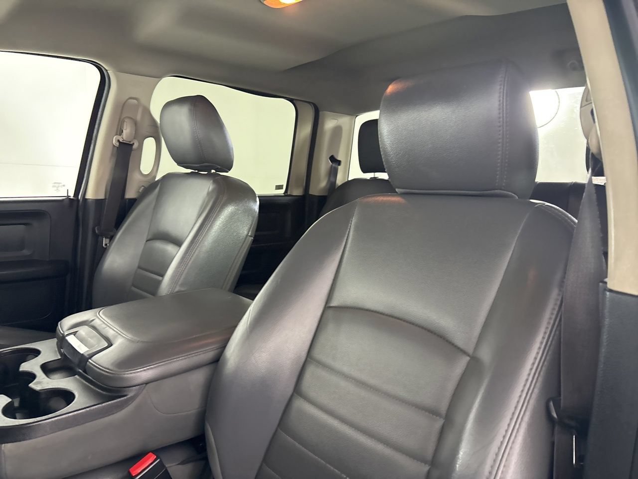Used 2016 RAM 2500 Tradesman w/ Chrome Appearance Group AWD/4WD image 10