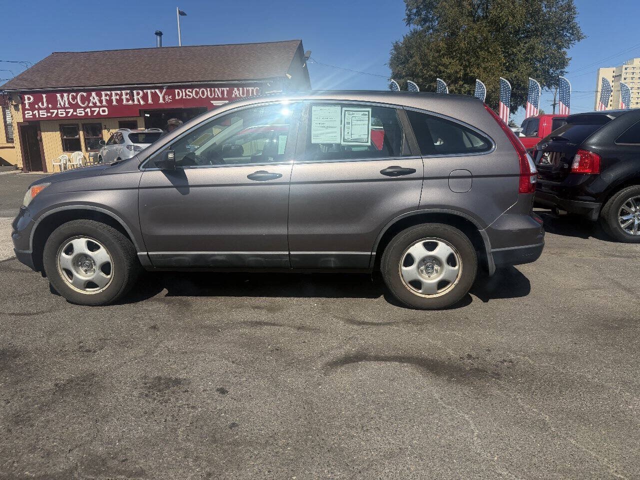 Used 2011 Honda CR-V LX image 1