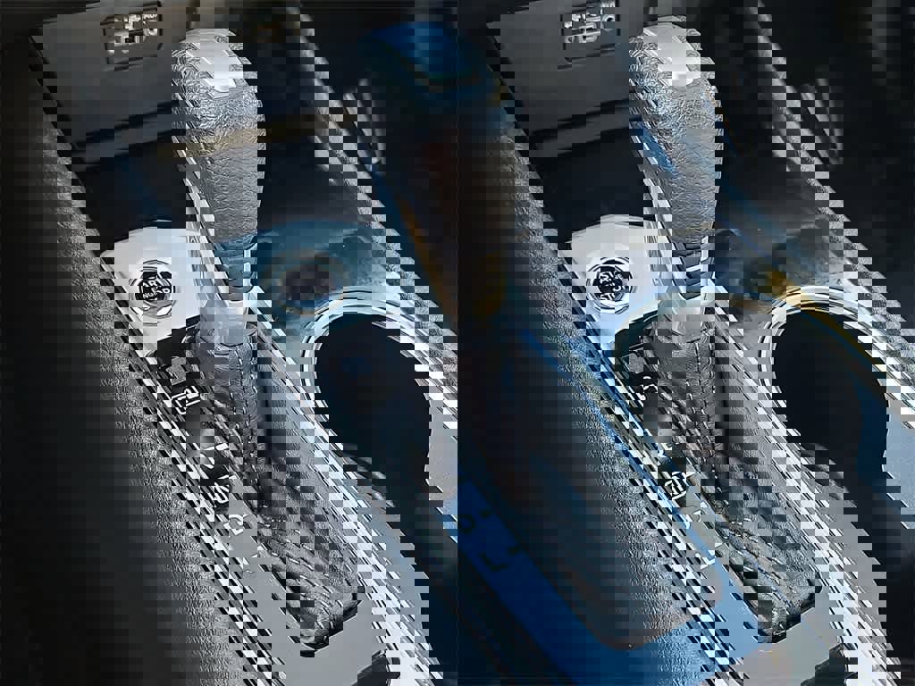 Used 2024 Nissan Altima 2.5 SV image 11