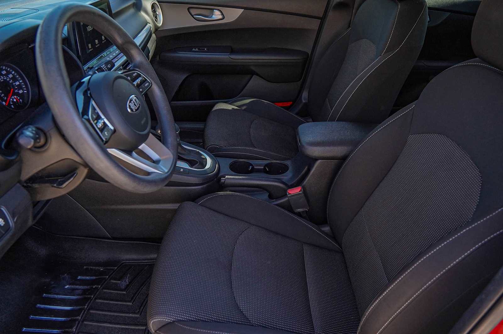 Used 2019 Kia Forte LXS image 10