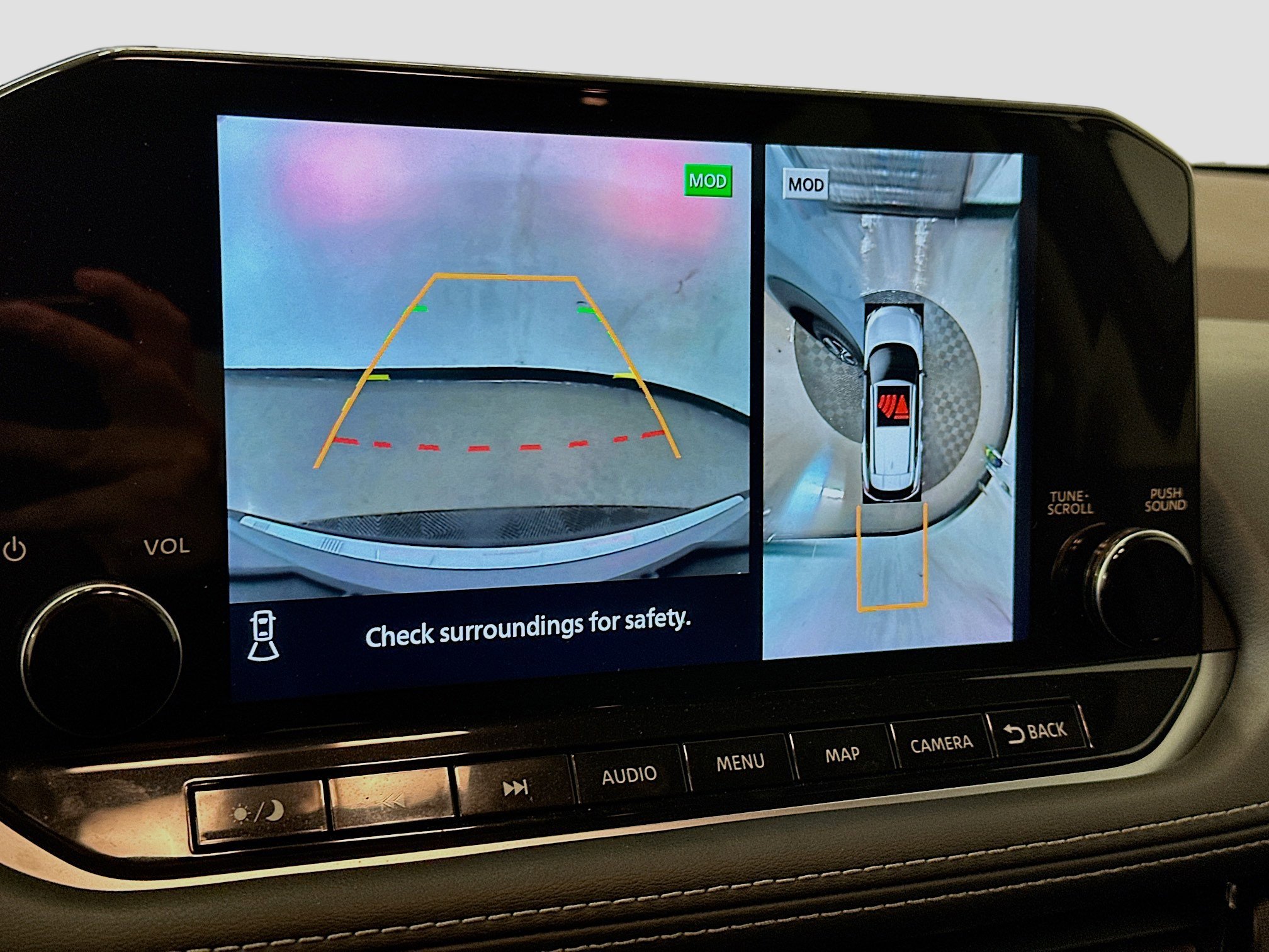 Used 2023 Nissan Rogue SL w/ SL Premium Package image 23