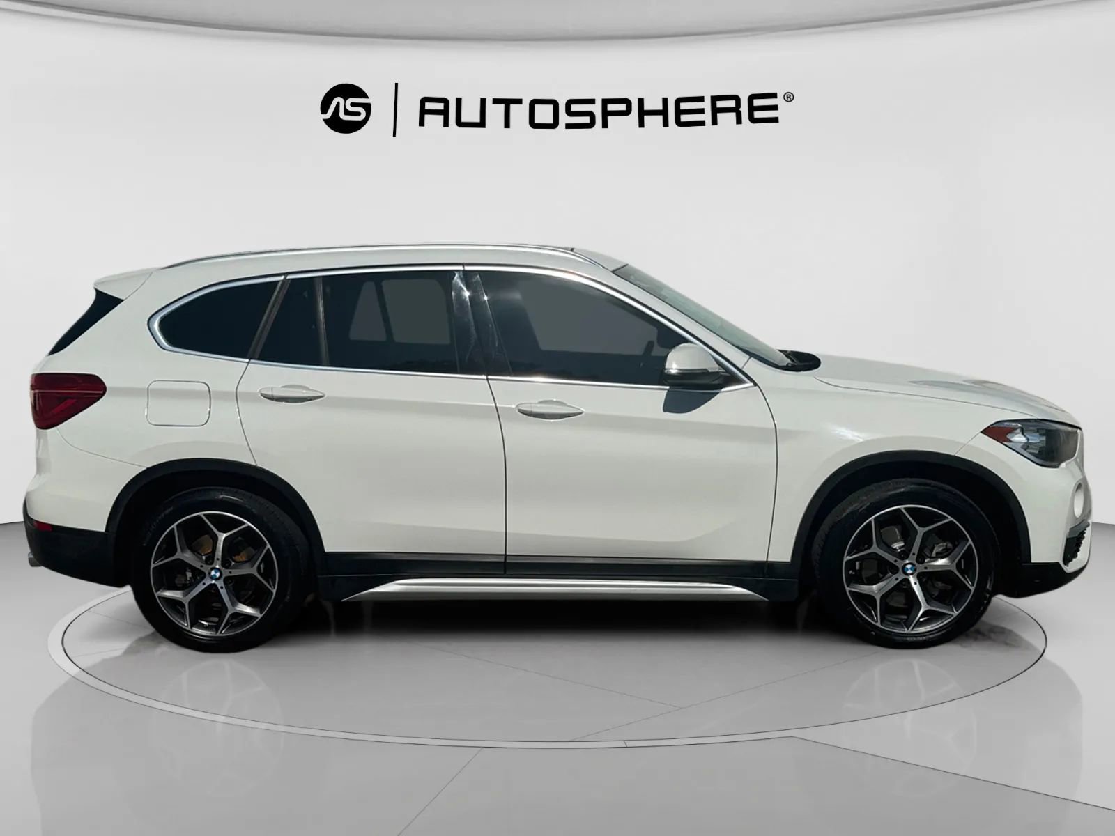 Used 2019 BMW X1 xDrive28i w/ Convenience Package image 11