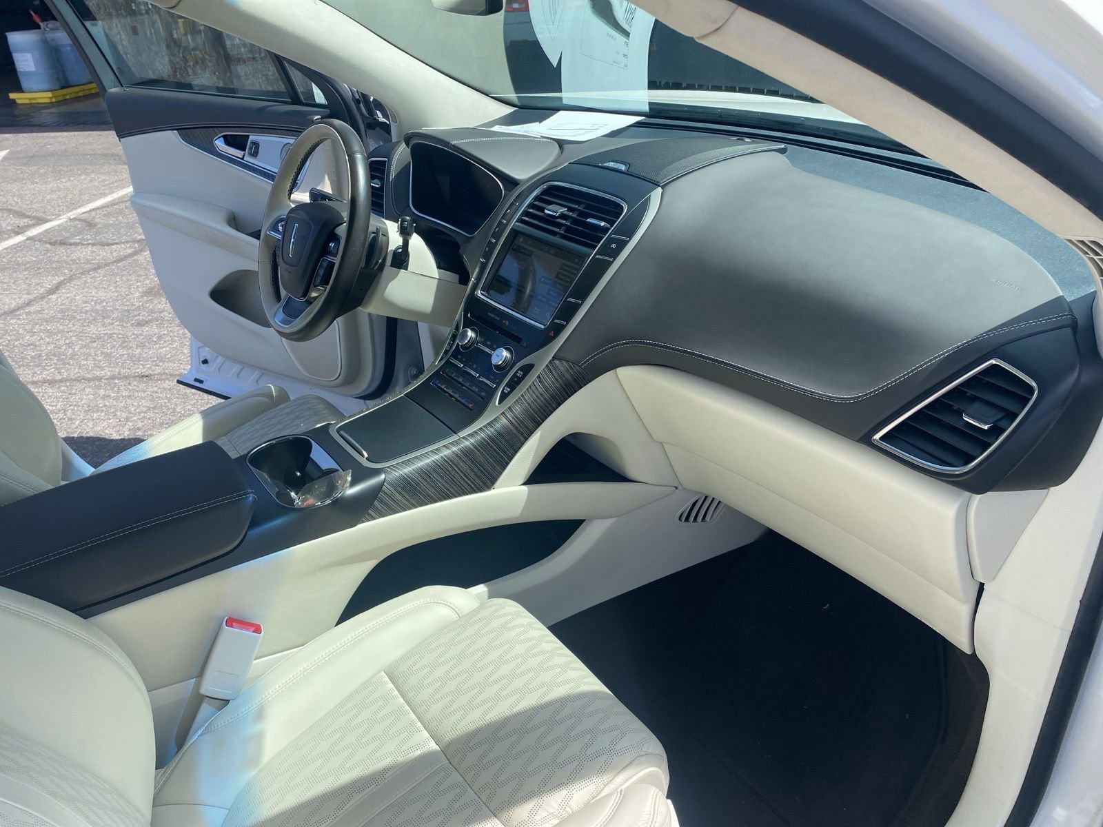 Used 2019 Lincoln Nautilus Black Label w/ Cargo Utility Package image 26