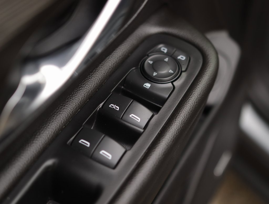 Used 2021 GMC Terrain SLT w/ Infotainment Package II image 25