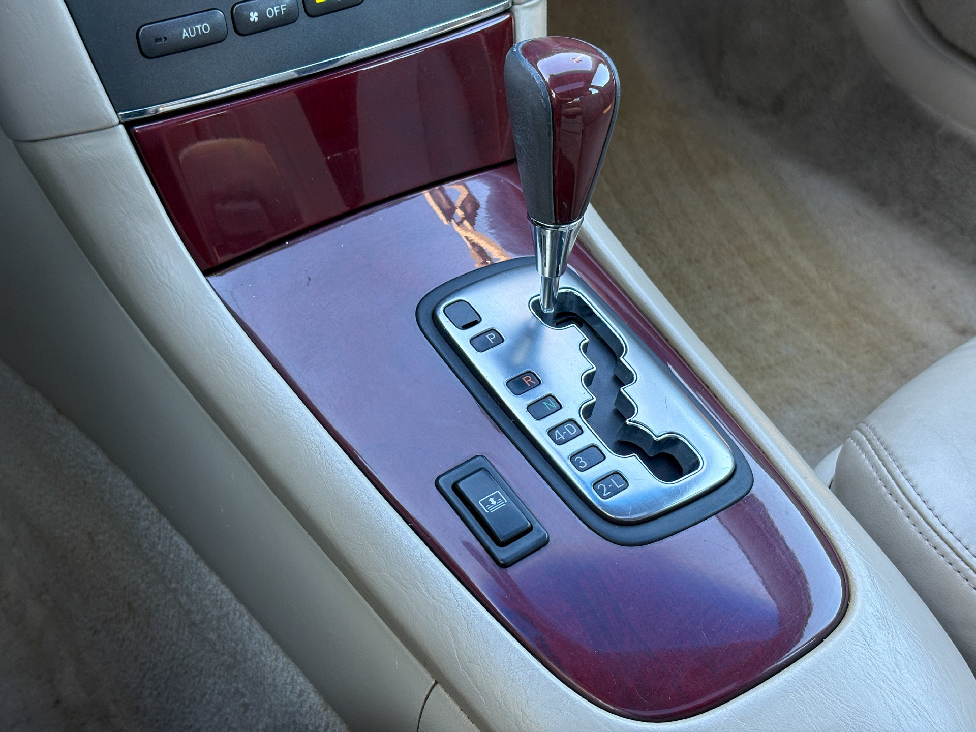 Used 2004 Lexus ES 330 FWD image 16