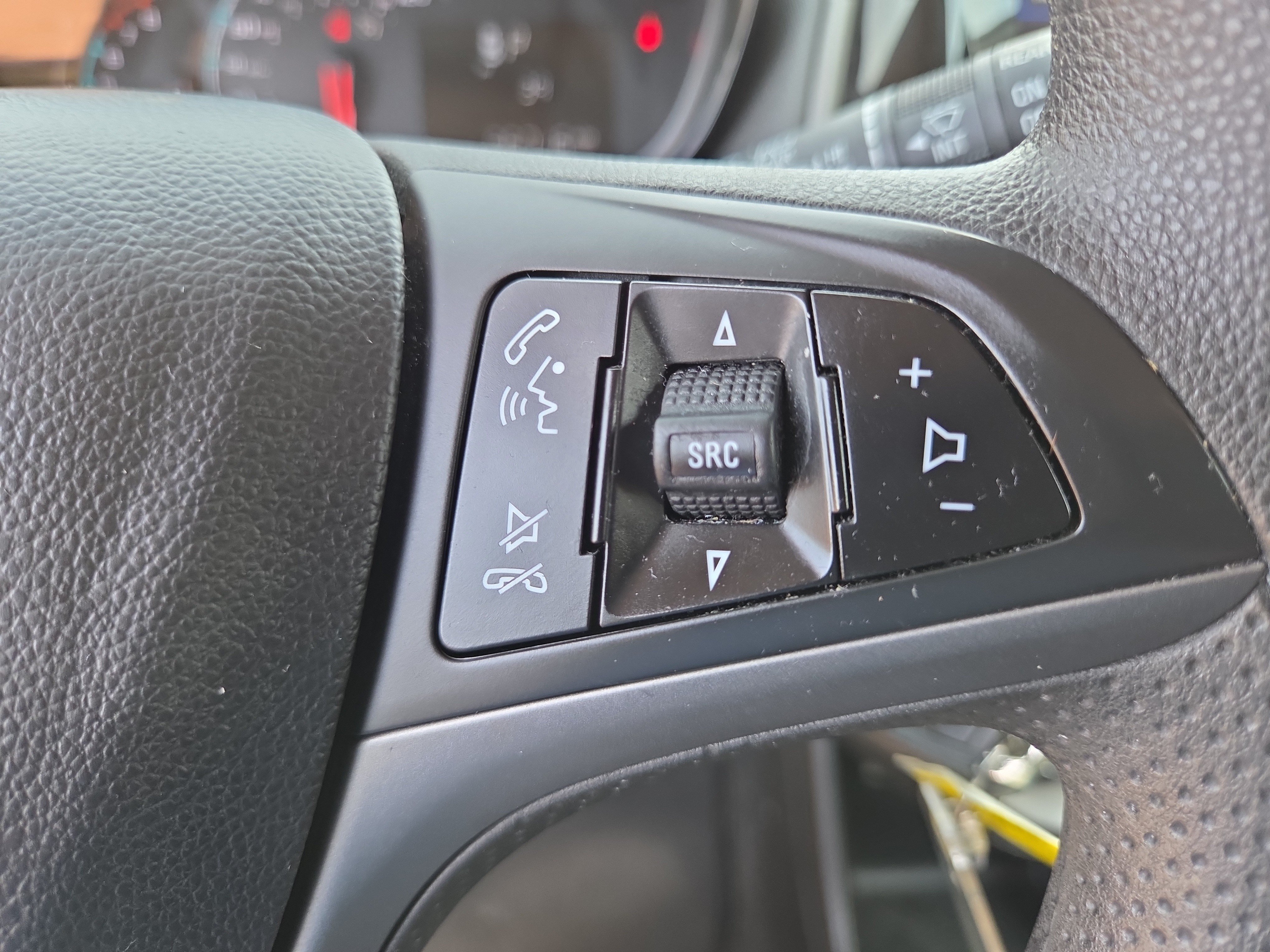 Used 2021 Chevrolet Spark LT FWD image 25
