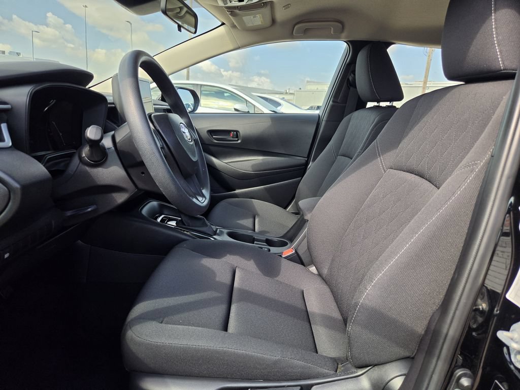 Used 2026 Toyota Corolla LE FWD image 26