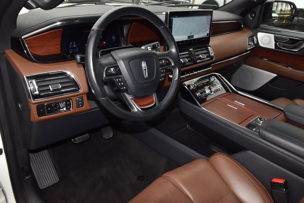 Used 2023 Lincoln Navigator L Reserve image 36
