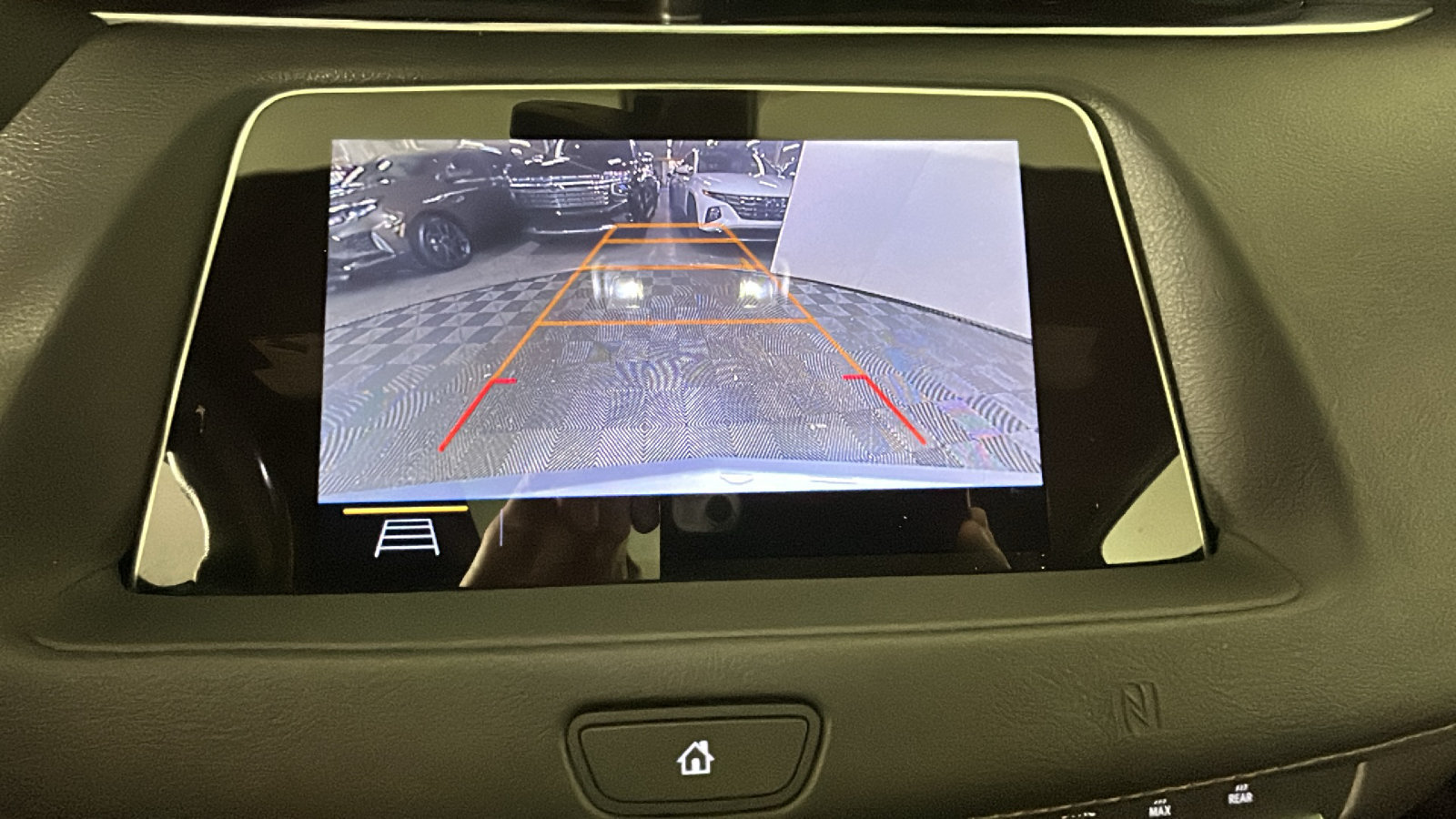 Used 2019 Cadillac XT4 Premium Luxury w/ Cold Weather Package AWD/4WD image 26