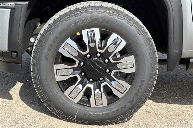 New 2026 GMC Sierra 3500 Denali w/ Denali Reserve Package image 32