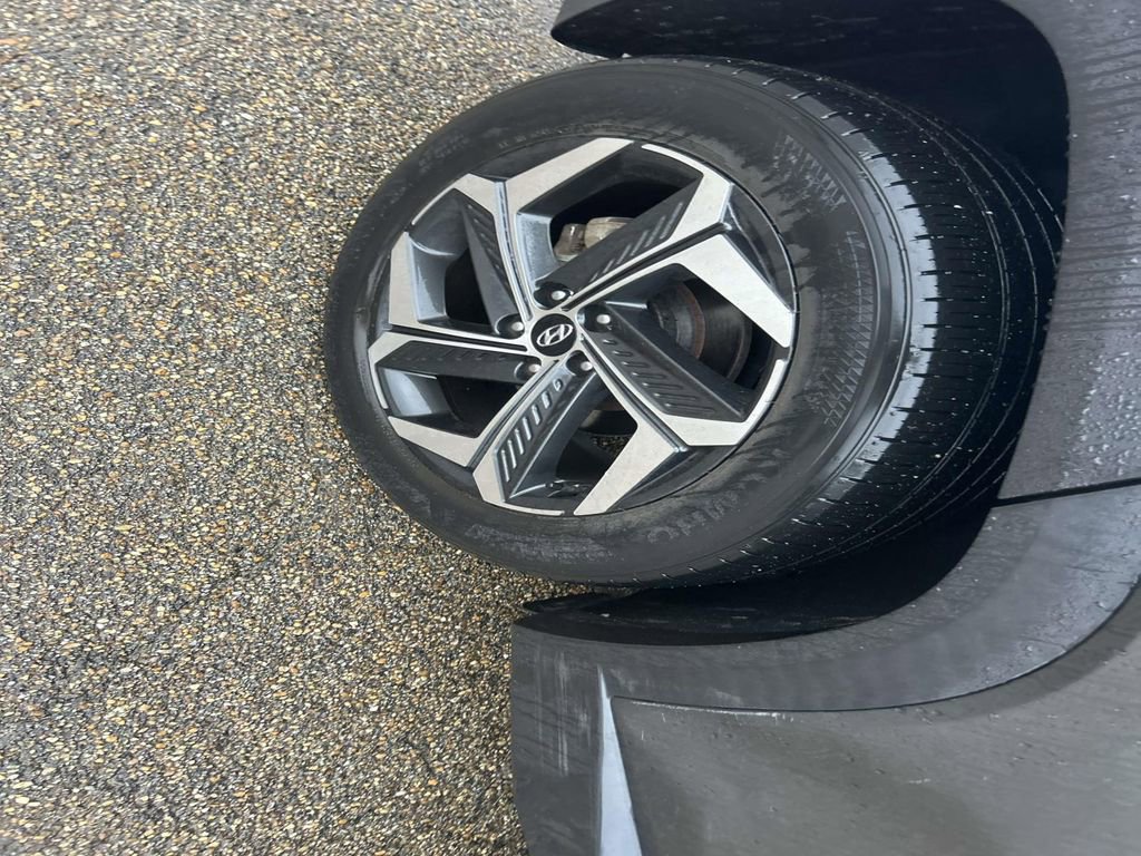 Used 2022 Hyundai Tucson Limited w/ Cargo Package image 13