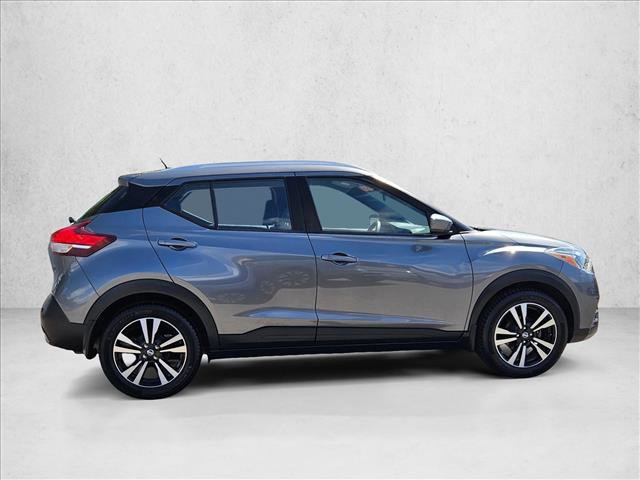 Used 2020 Nissan Kicks SV FWD image 4