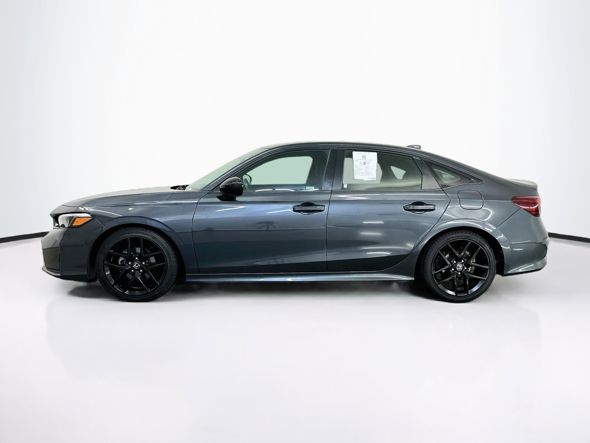 Used 2025 Honda Civic Sport image 4