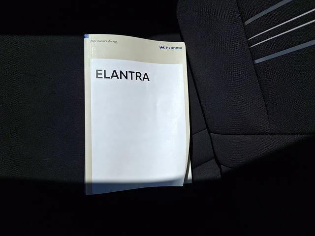 Certified 2022 Hyundai Elantra SEL w/ Convenience Package FWD image 26