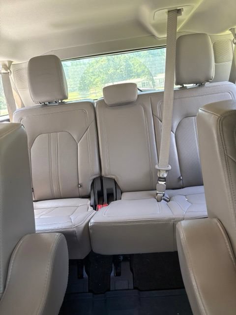 Used 2021 Ford Expedition Max Limited RWD image 11