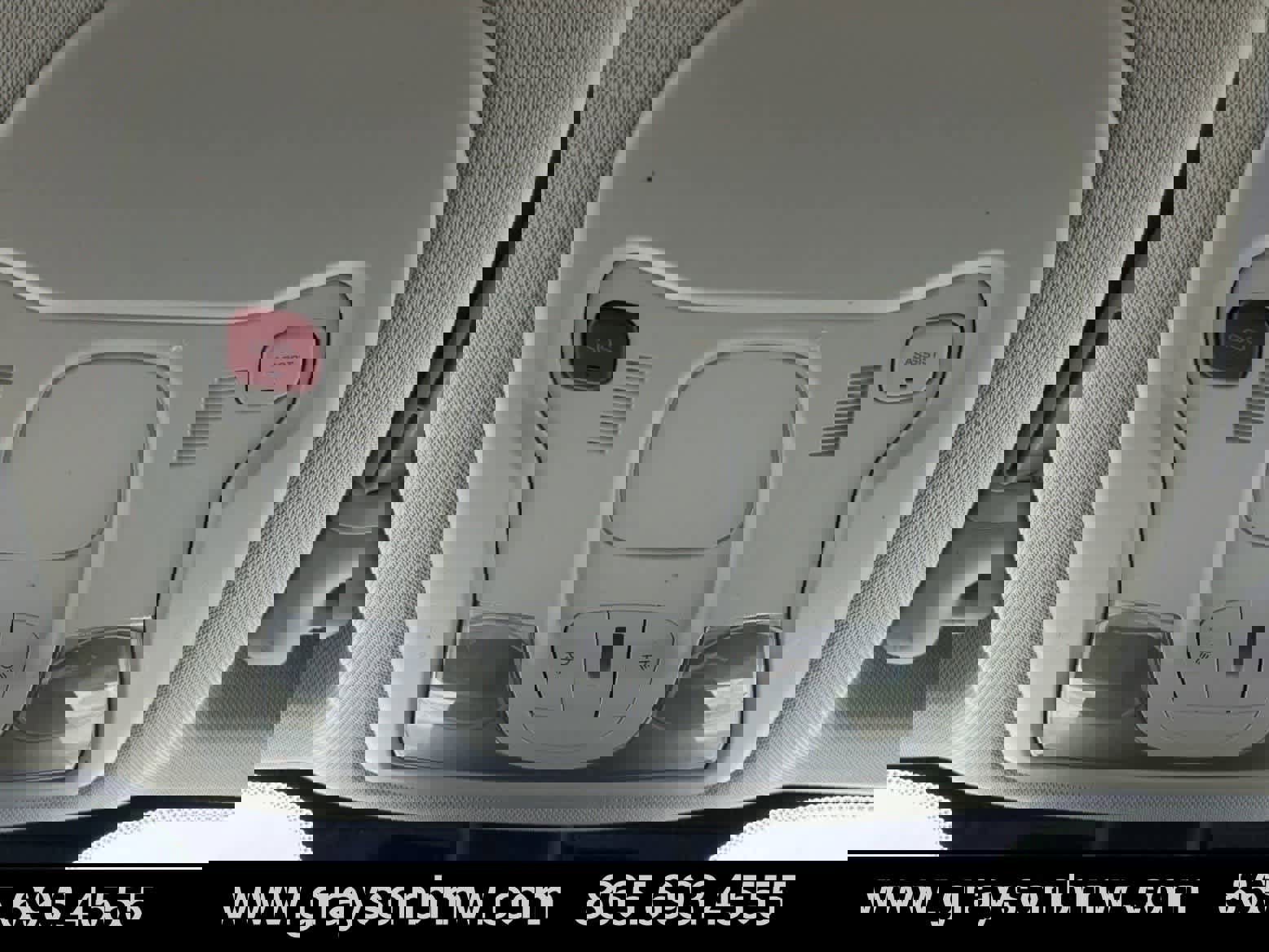 Used 2020 Jeep Renegade Latitude w/ Cold Weather Group image 22