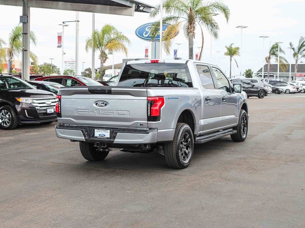 New 2025 Ford F150 Lightning XLT image 10