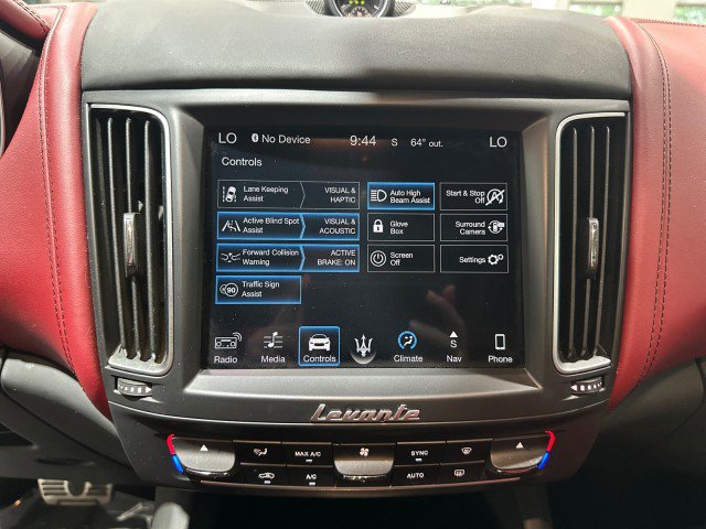 Used 2018 Maserati Levante GranSport AWD/4WD image 35