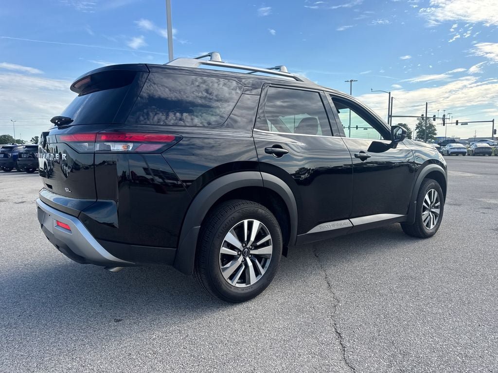 Used 2025 Nissan Pathfinder SL w/ Cargo Package FWD image 6