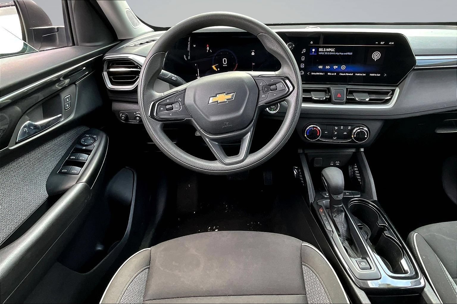 Used 2024 Chevrolet TrailBlazer LS FWD image 9