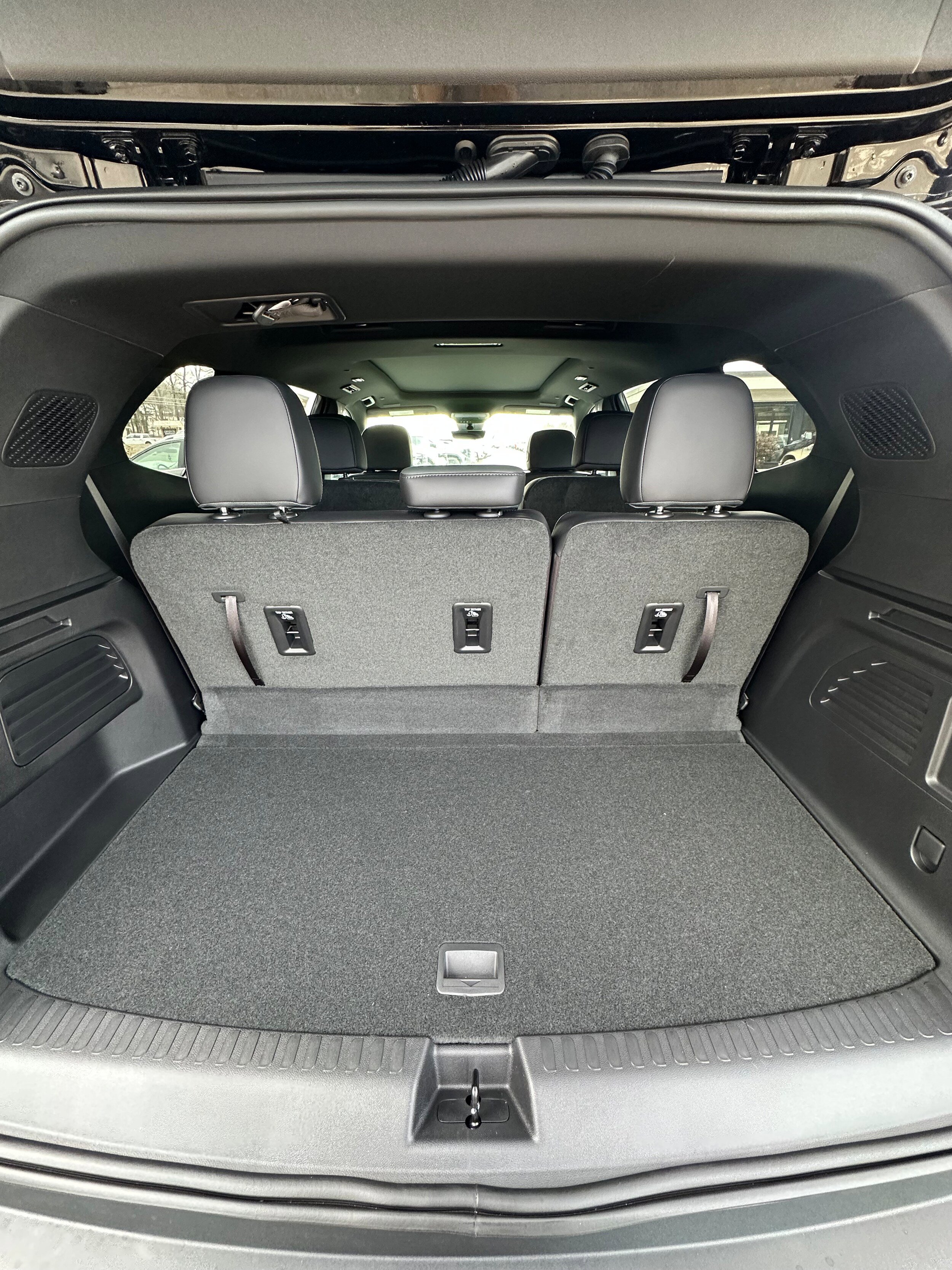 New 2026 GMC Acadia AT4 w/ Luxury Package AWD/4WD image 29