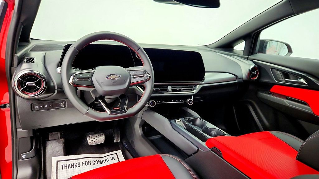 Used 2025 Chevrolet Equinox EV RS image 12