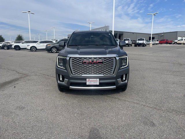 Used 2021 GMC Yukon Denali w/ Denali Premium Package image 2