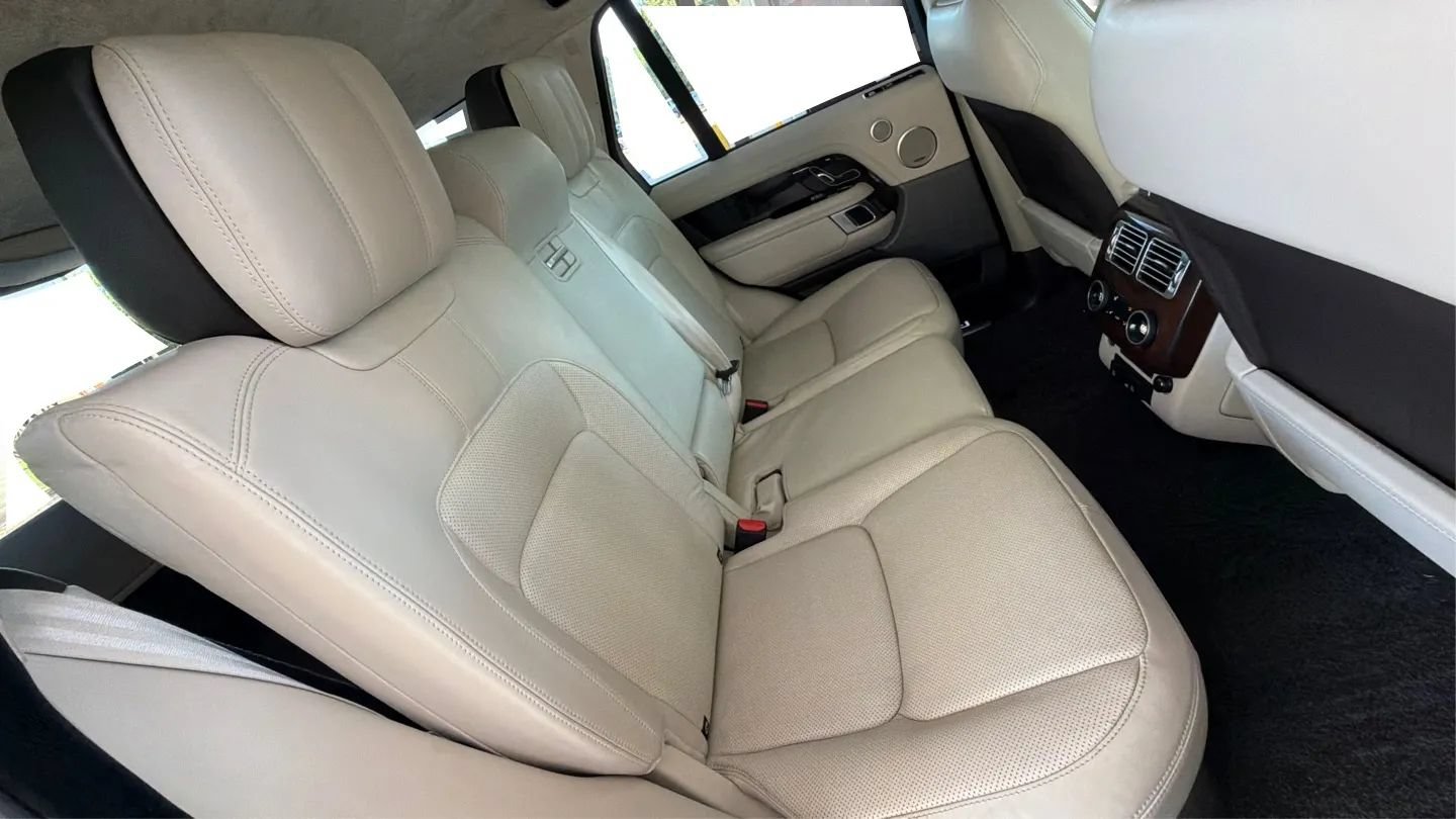 Used 2018 Land Rover Range Rover Supercharged AWD/4WD image 25