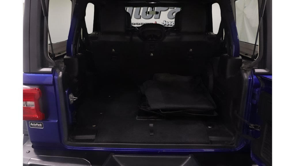 Certified 2018 Jeep Wrangler Unlimited Rubicon AWD/4WD image 15