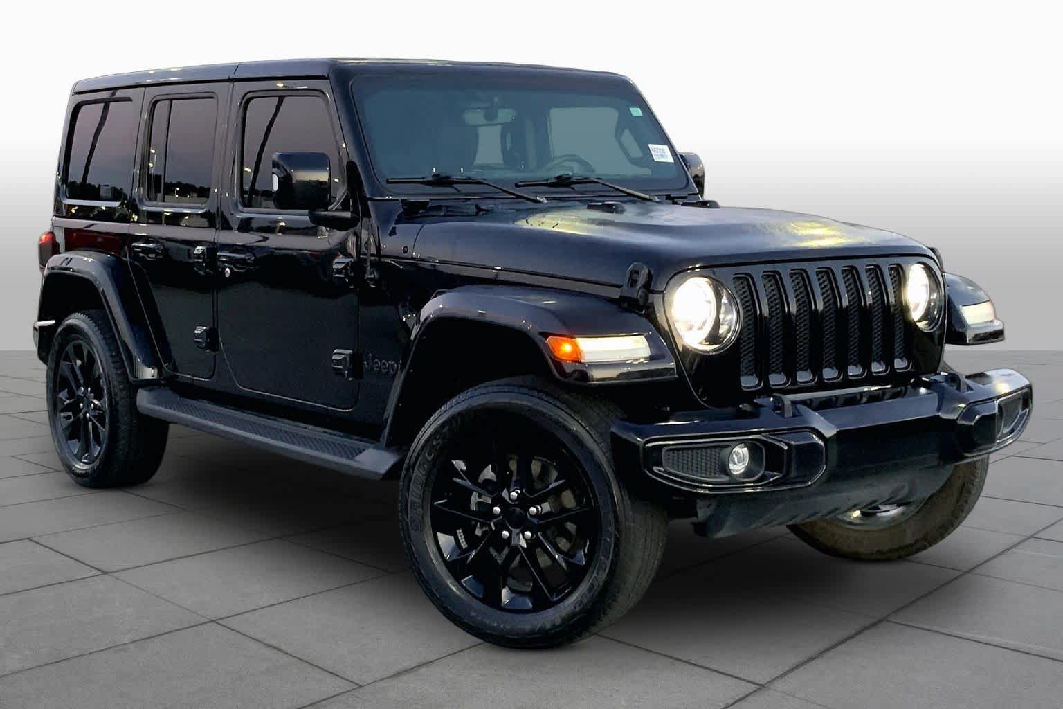 Used 2023 Jeep Wrangler Unlimited Sahara AWD/4WD image 5