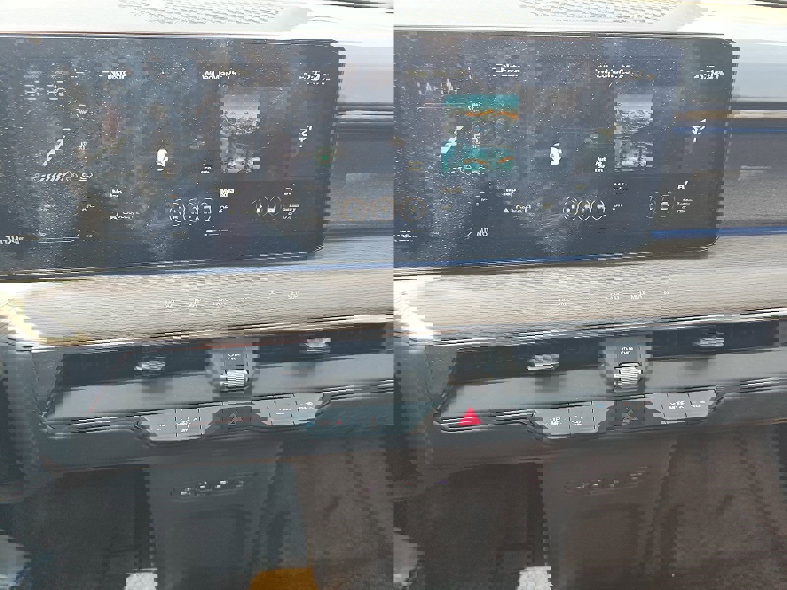 Used 2024 Kia EV9 Land image 10