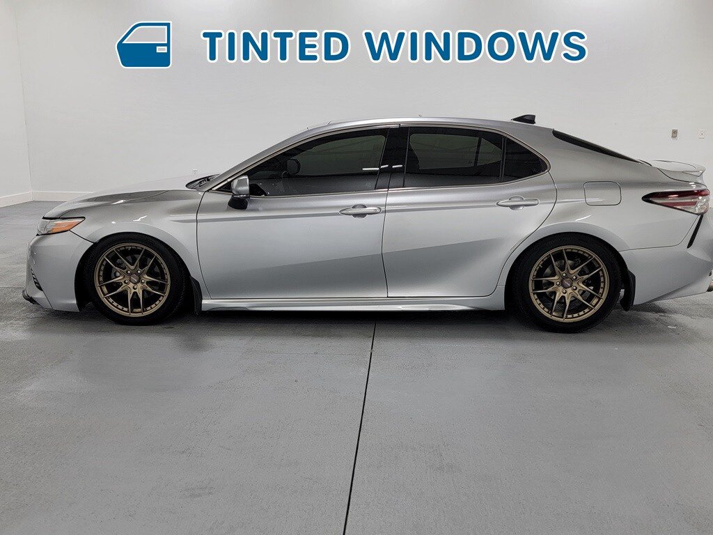 Used 2018 Toyota Camry XSE FWD image 5