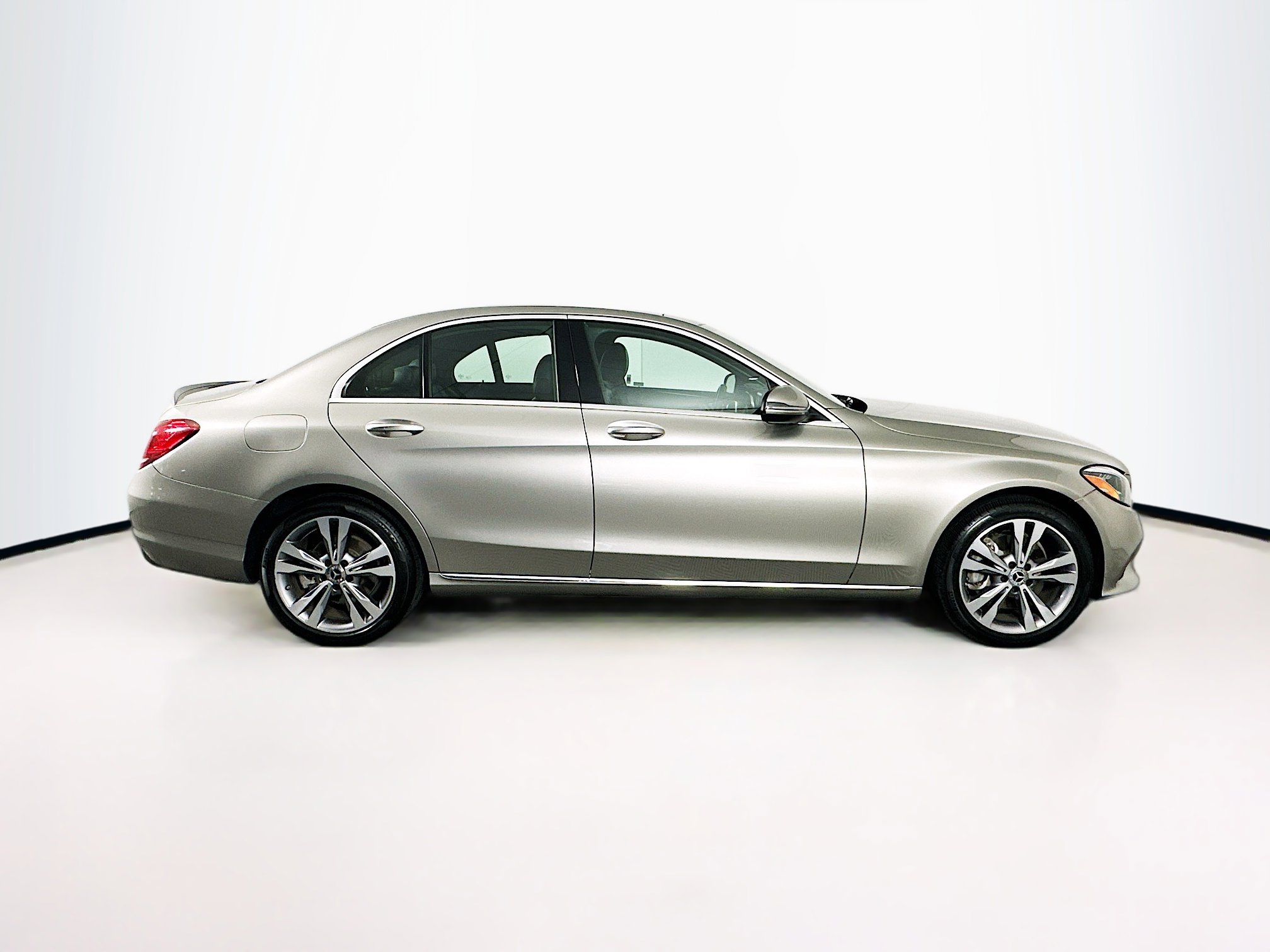 Used 2019 Mercedes-Benz C 300 4MATIC Sedan image 10
