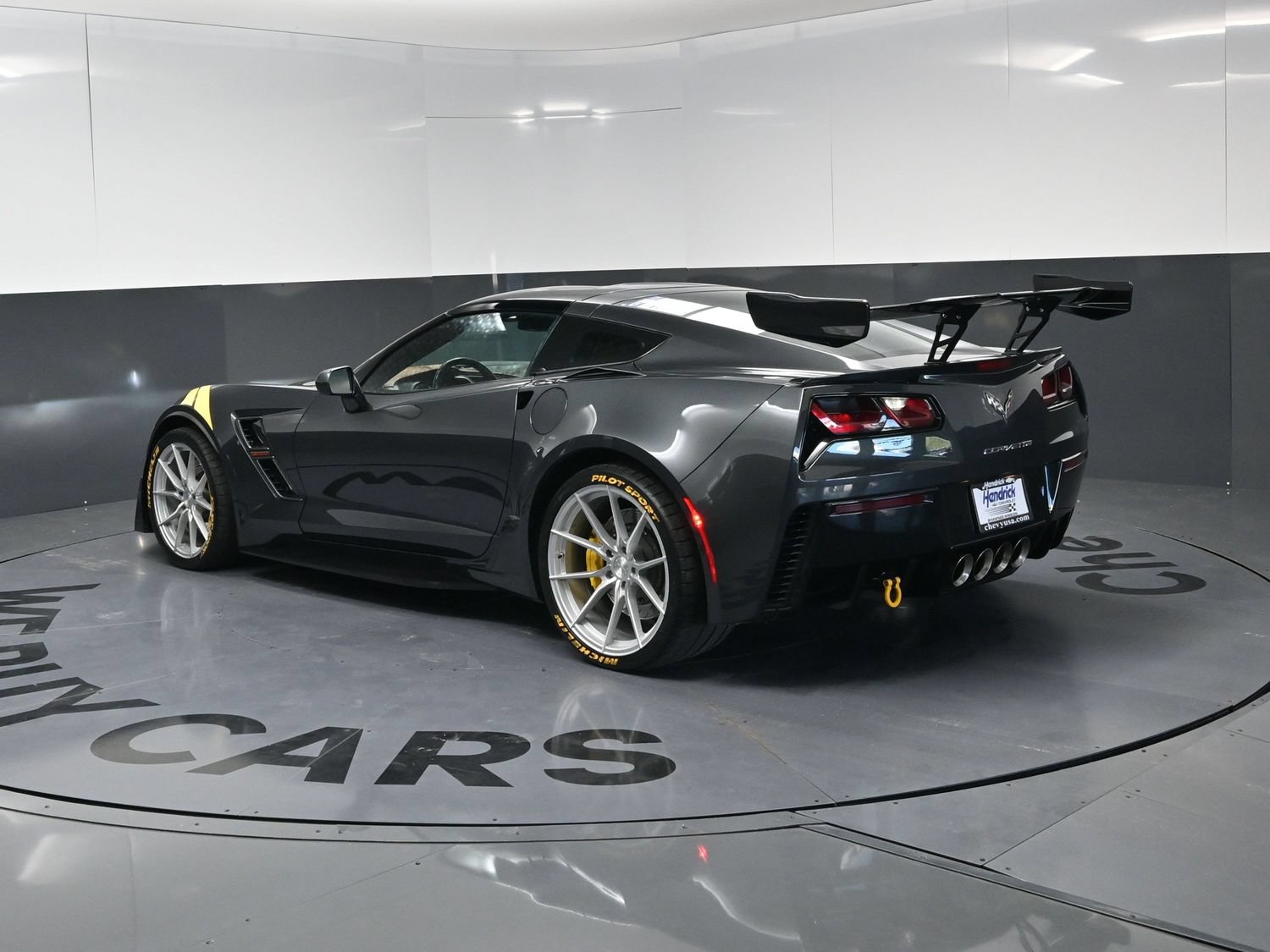 Used 2018 Chevrolet Corvette Grand Sport RWD image 7